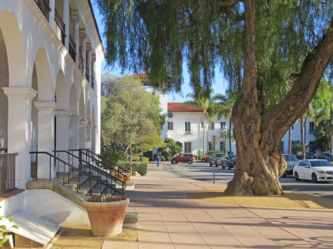 Santa Barbara City Hall